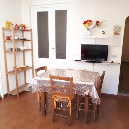 Oltrarno Flat * Florence